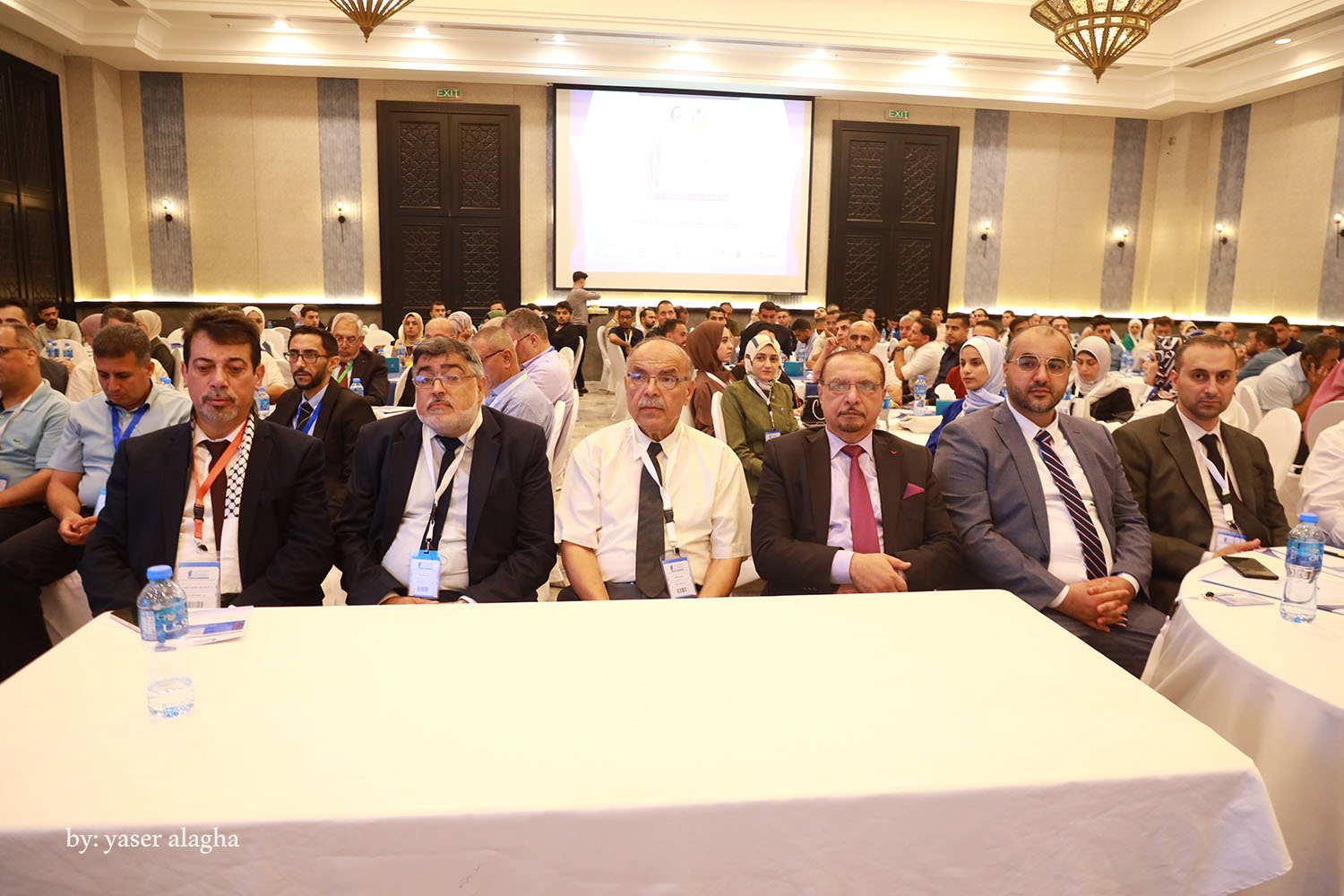 كلية الطب بالجامعة الإسلامية تشارك في مؤتمر الحادي عشر لأمراض الباطنة